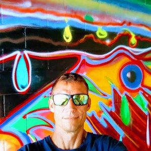 Meet your Posher, Aaron